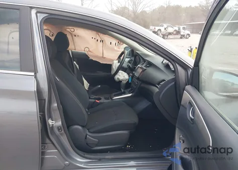 2019 Nissan Sentra S z USA, uszkodzony, nr VIN 3N1AB7AP3KY442916